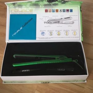 Royal Professional Ceramic Straightener Iron